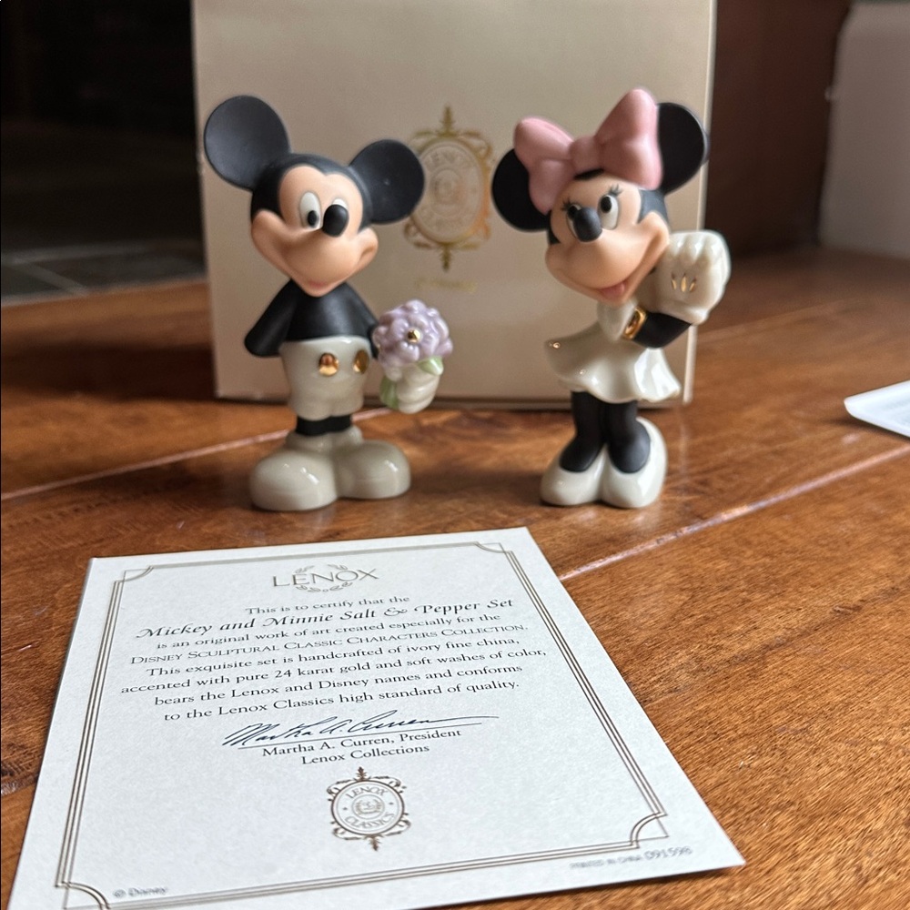 Lenox Mickey & Minnie vintage salt & pepper shakers